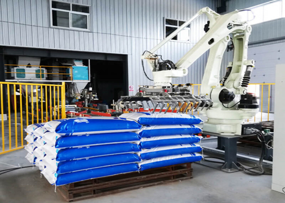 การบรรจุกล่องน้ำมันมะกอกและการจัดวางบนพาเลท Robot Arm Line Friendly